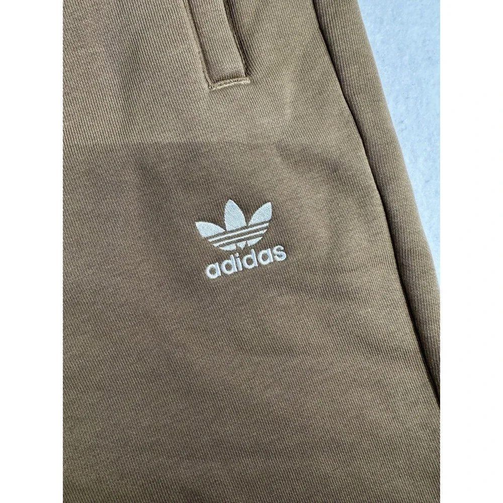 Adidas Originals Men's L Brown Trefoil Logo Fleece Sweatshorts Casual Shorts